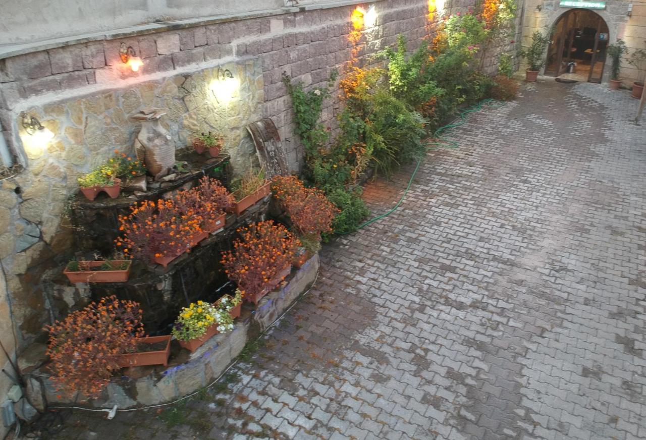 Family Cave Suite Hotel Goreme Exterior photo